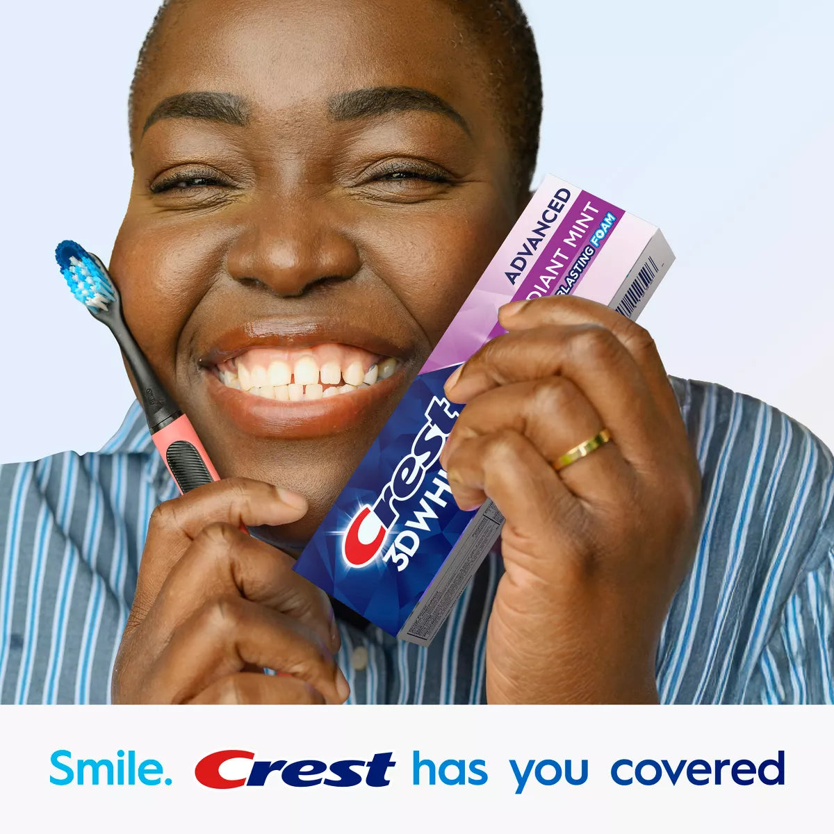 Crest 3D White Advanced Teeth Whitening Toothpaste, Radiant Mint